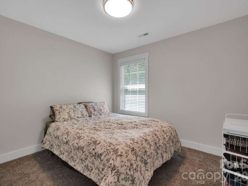 2877 Vale Avenue, Kannapolis, NC 28081.  MLS# CAR4366966, YatesRealty ID 22857. 