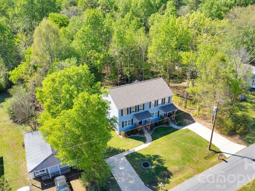 2877 Vale Avenue, Kannapolis, NC 28081.  MLS# CAR4366966, YatesRealty ID 22857. 