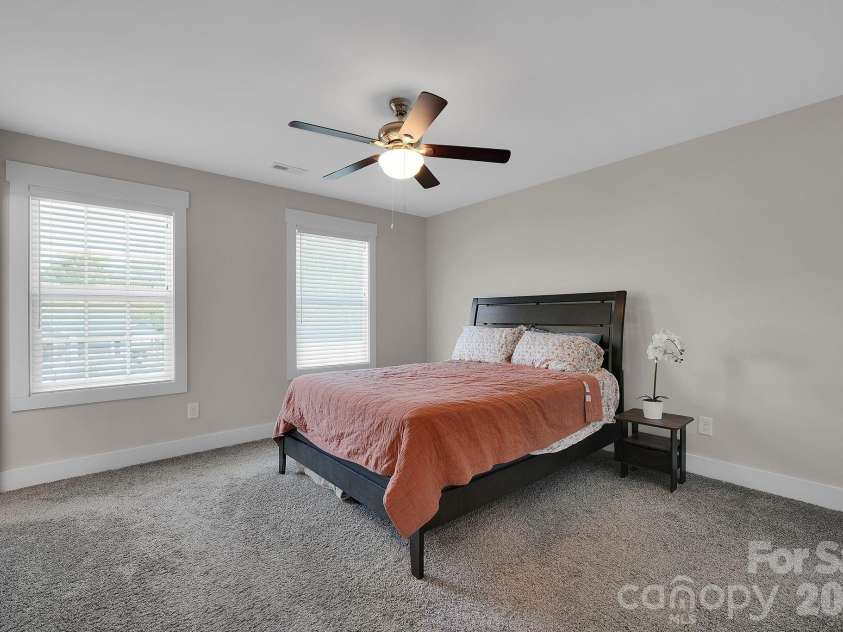 2877 Vale Avenue, Kannapolis, NC 28081.  MLS# CAR4366966, YatesRealty ID 22857. Primary Bedroom is so spacious!
