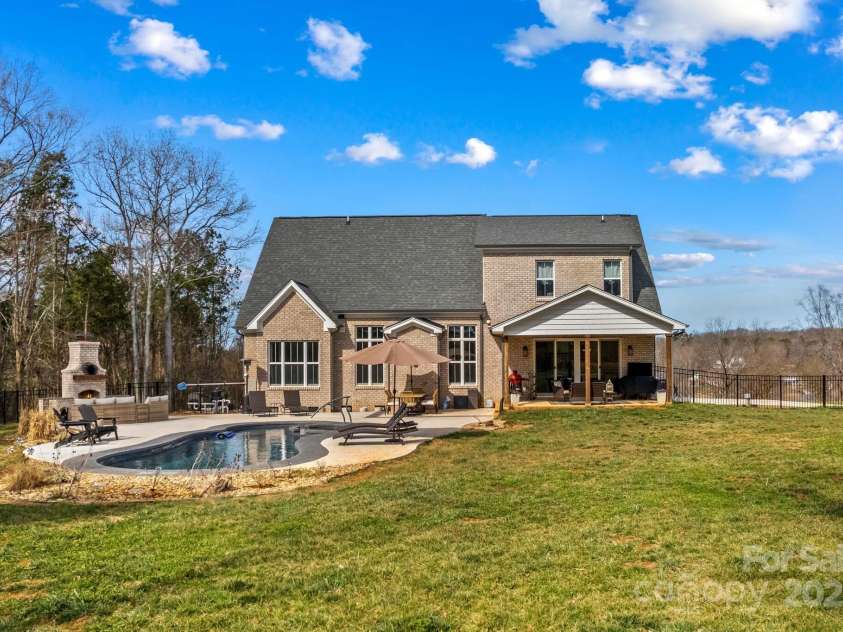 1856 Waterford Pointe Road, Lexington, NC 27292.  MLS# CAR4228082, YatesRealty ID 2286. 