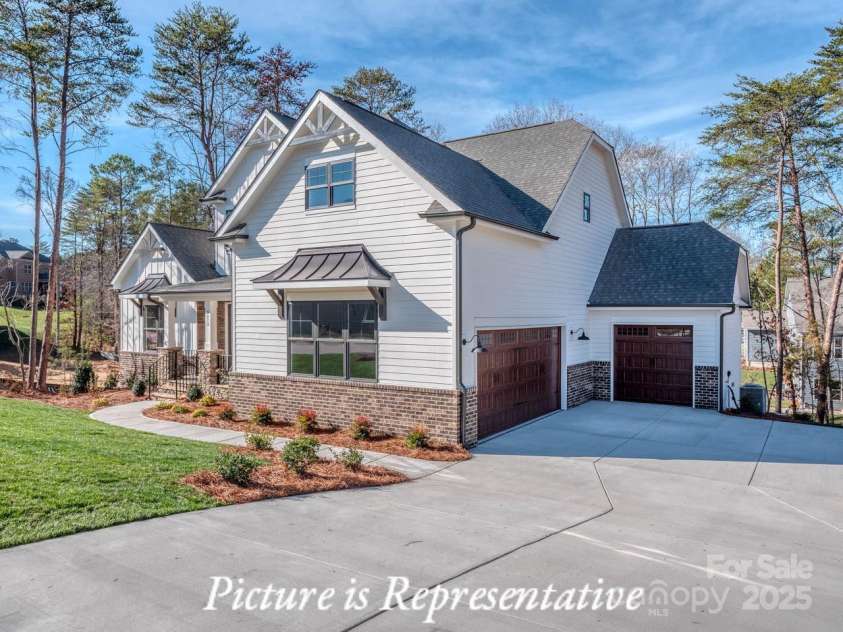 4238 Brushy Knoll, York, SC 29745.  MLS# CAR4329805, YatesRealty ID 2286. 