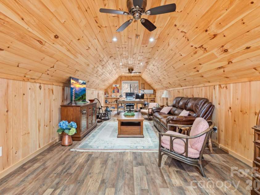 560 Falcon Ridge Drive, West Jefferson, NC 28694.  MLS# CAR4349522, YatesRealty ID 2286. 
