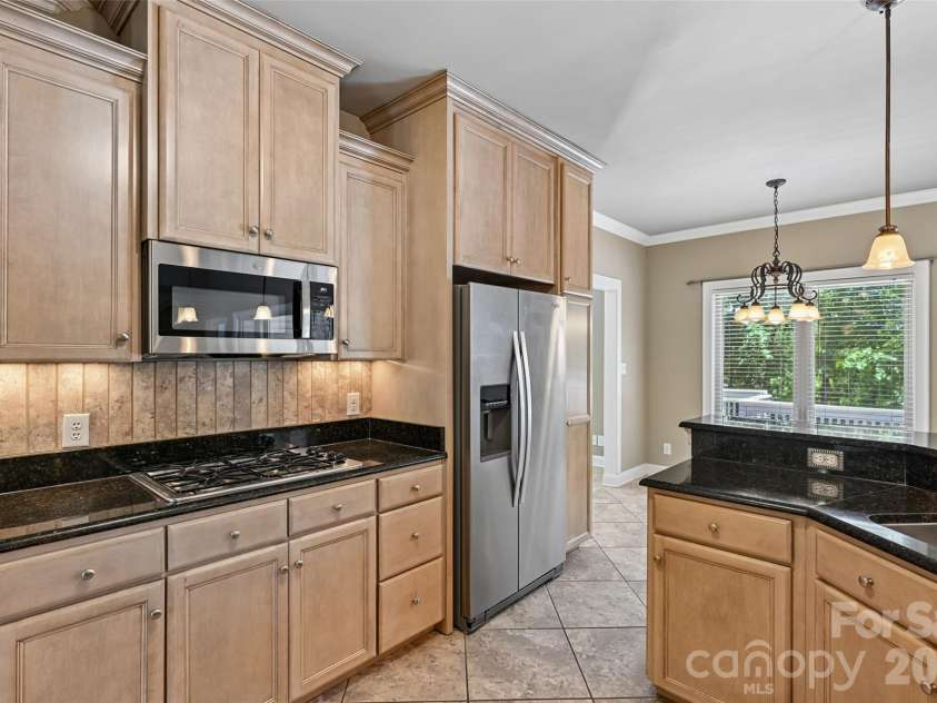 304 Catawba Crest Lane, Clover, SC 29710.  MLS# CAR4381723, YatesRealty ID 22860. 