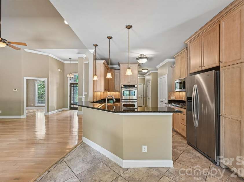304 Catawba Crest Lane, Clover, SC 29710.  MLS# CAR4381723, YatesRealty ID 22860. 
