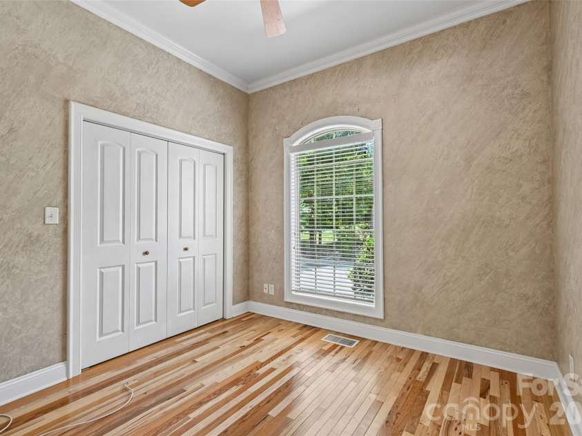 304 Catawba Crest Lane, Clover, SC 29710.  MLS# CAR4381723, YatesRealty ID 22860. 