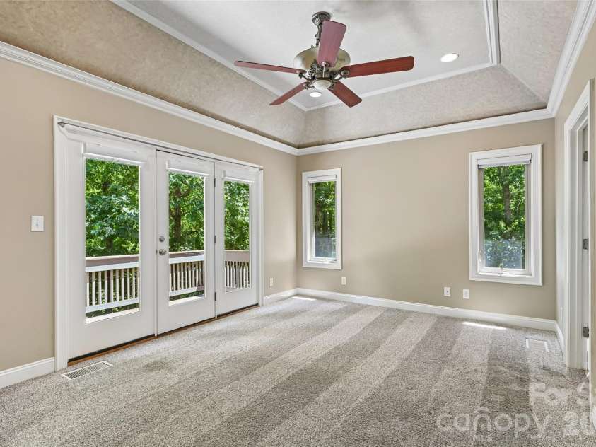 304 Catawba Crest Lane, Clover, SC 29710.  MLS# CAR4381723, YatesRealty ID 22860. 