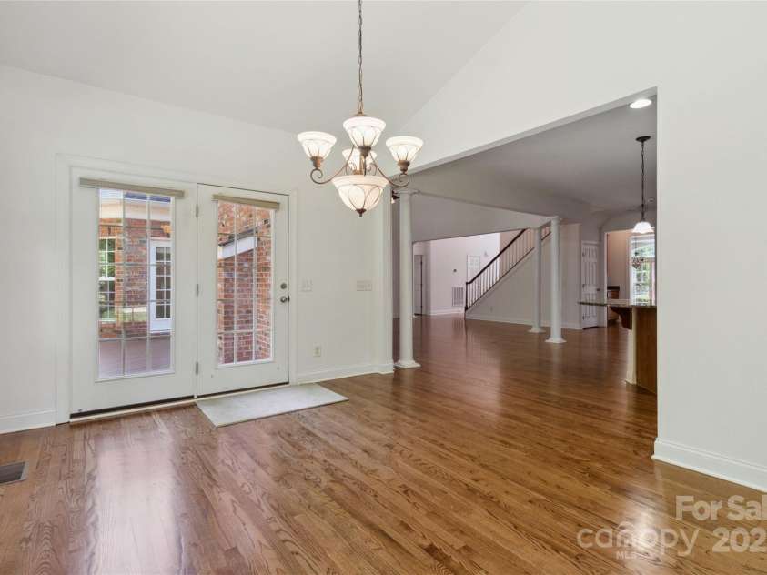 7302 Yellowhorn Trail, Waxhaw, NC 28173.  MLS# CAR4245057, YatesRealty ID 22861. Dining Room