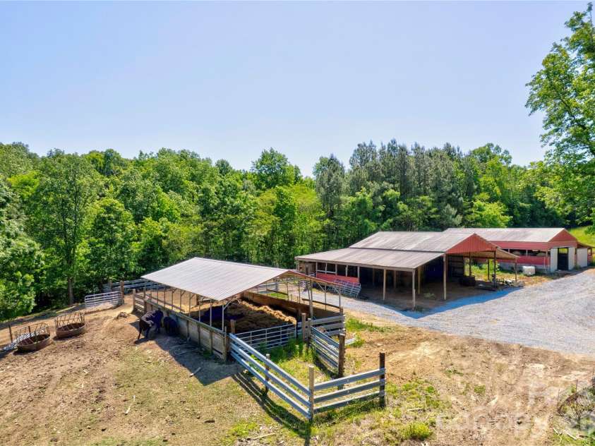 7611 Mount Olive Road, Concord, NC 28025.  MLS# CAR4378883, YatesRealty ID 22861. Barns