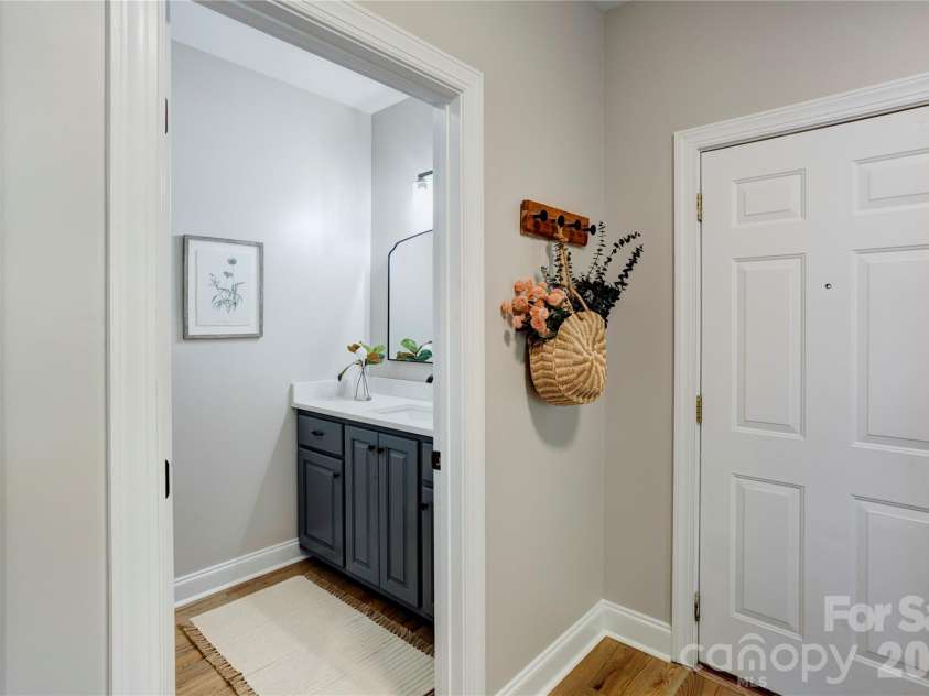 7611 Mount Olive Road, Concord, NC 28025.  MLS# CAR4378883, YatesRealty ID 22861. Half Bath