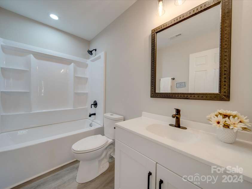 40 Ridgecrest Avenue, Peachland, NC 28133.  MLS# CAR4188767, YatesRealty ID 22862. 