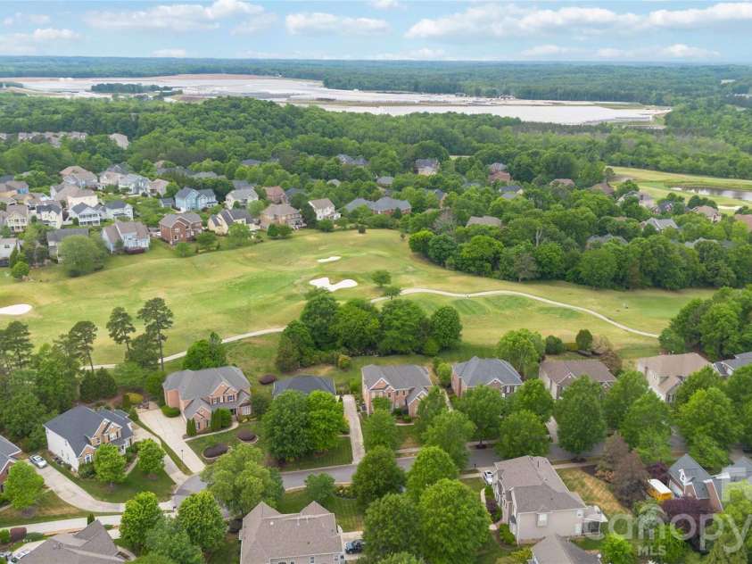 10719 Waycross Drive, Huntersville, NC 28078.  MLS# CAR4358918, YatesRealty ID 22863. 