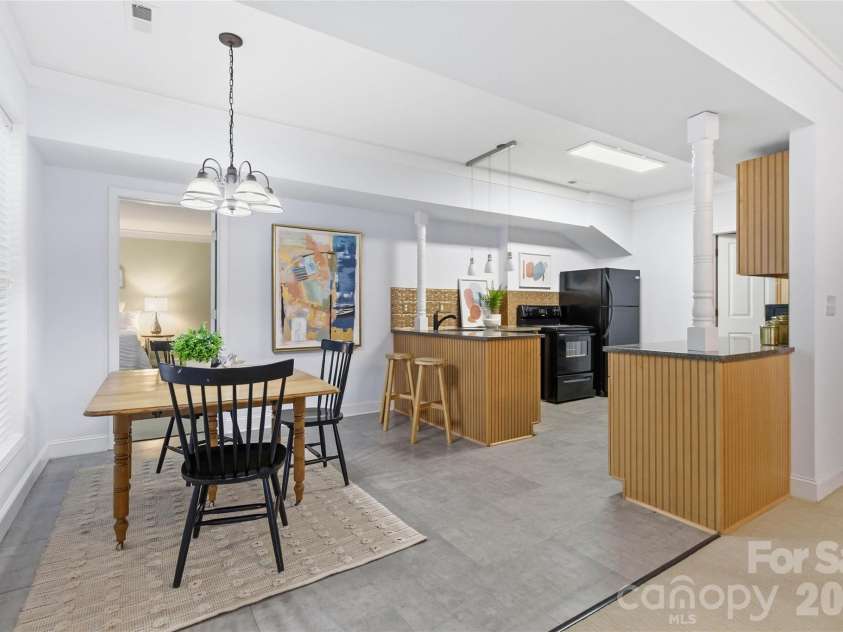 10719 Waycross Drive, Huntersville, NC 28078.  MLS# CAR4358918, YatesRealty ID 22863. Basement kitchen
