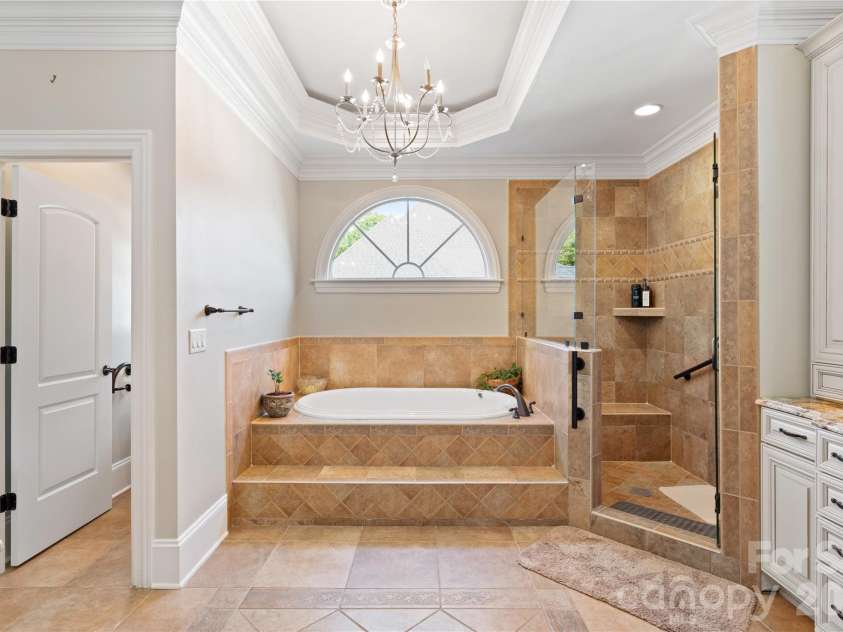 5511 Carmel Road, Charlotte, NC 28226.  MLS# CAR4382196, YatesRealty ID 22864. 