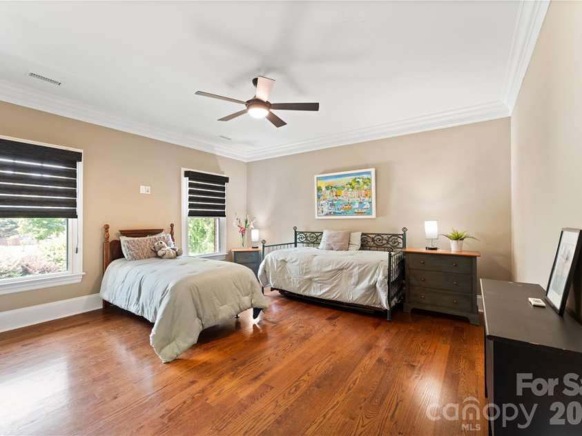 5511 Carmel Road, Charlotte, NC 28226.  MLS# CAR4382196, YatesRealty ID 22864. 
