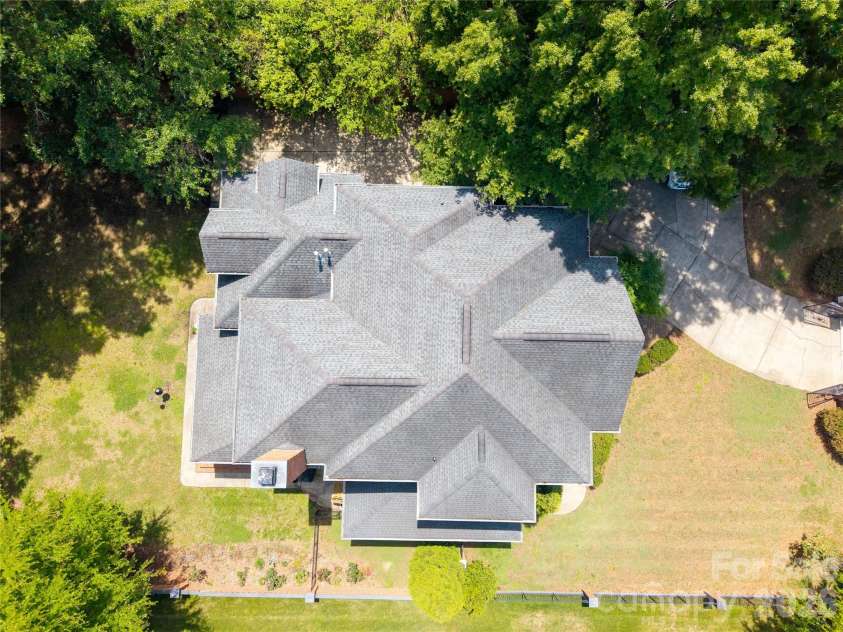 5511 Carmel Road, Charlotte, NC 28226.  MLS# CAR4382196, YatesRealty ID 22864. 