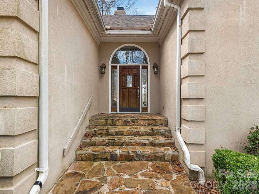 4148 Old Course Drive, Charlotte, NC 28277.  MLS# CAR4355067, YatesRealty ID 22865. 