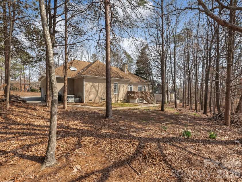 4148 Old Course Drive, Charlotte, NC 28277.  MLS# CAR4355067, YatesRealty ID 22865. 