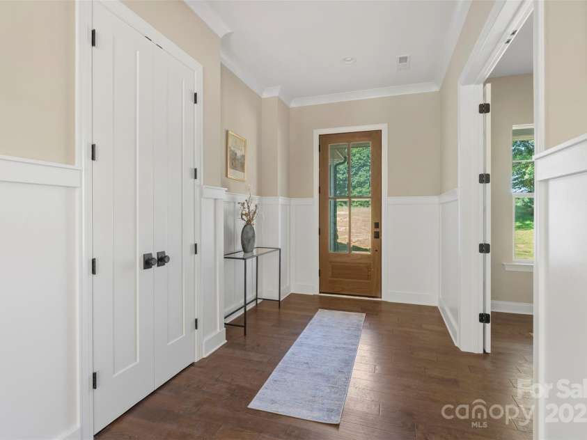 8680 Sherrills Ford Road, Sherrills Ford, NC 28673.  MLS# CAR4272451, YatesRealty ID 22865. 