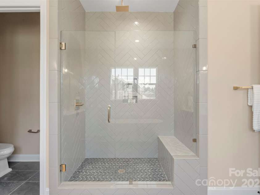 8680 Sherrills Ford Road, Sherrills Ford, NC 28673.  MLS# CAR4272451, YatesRealty ID 22865. 