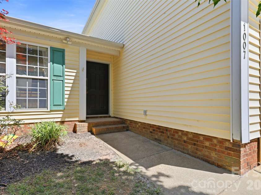 1007 Great Falls Drive, Monroe, NC 28110.  MLS# CAR4382454, YatesRealty ID 22866. 