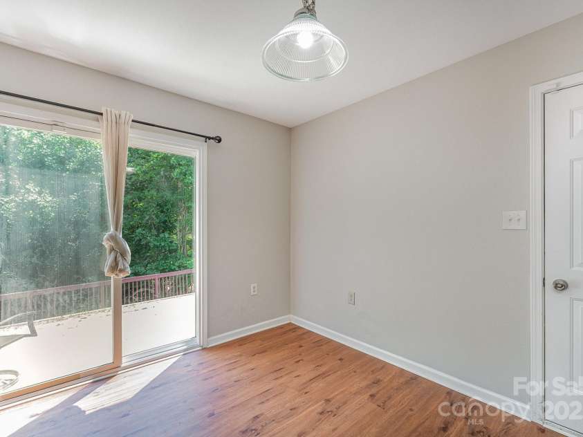 8524 Emerald Fern Way, Charlotte, NC 28214.  MLS# CAR4264082, YatesRealty ID 22866. 
