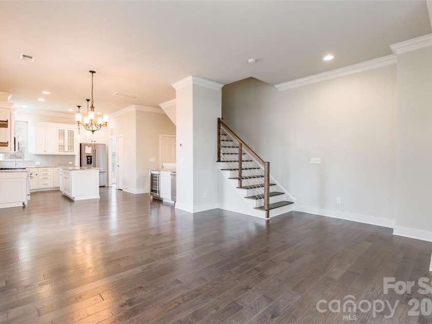 2515 Euclid Avenue, Charlotte, NC 28203.  MLS# CAR4327368, YatesRealty ID 22867. 