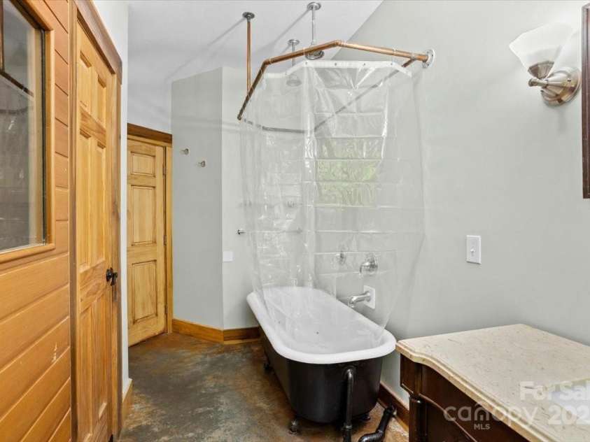 3147 Old US 25 Highway, Zirconia, NC 28790.  MLS# CAR4261483, YatesRealty ID 22867. 