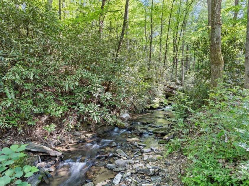 3147 Old US 25 Highway, Zirconia, NC 28790.  MLS# CAR4261483, YatesRealty ID 22867. 