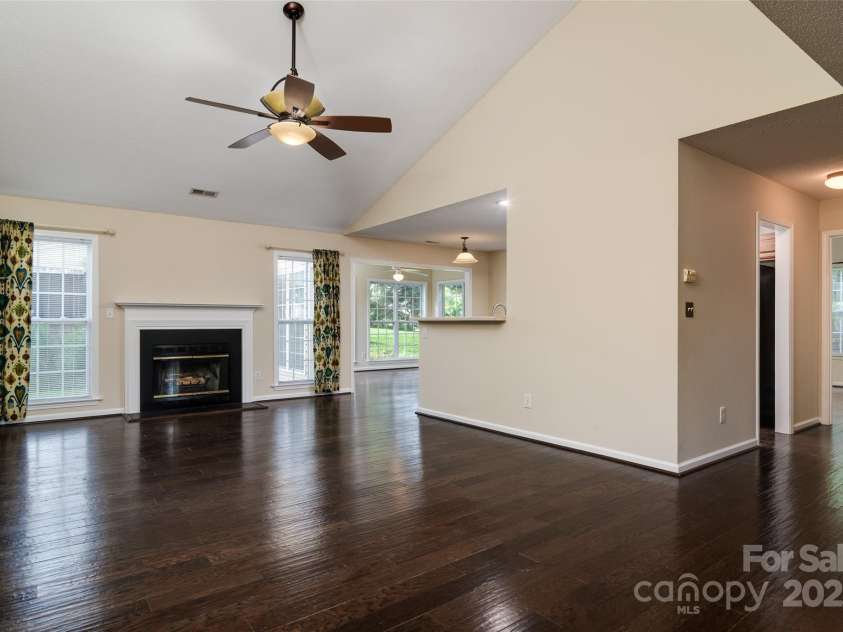 395 Running Briar Road, Fletcher, NC 28732.  MLS# CAR4272017, YatesRealty ID 22868. 