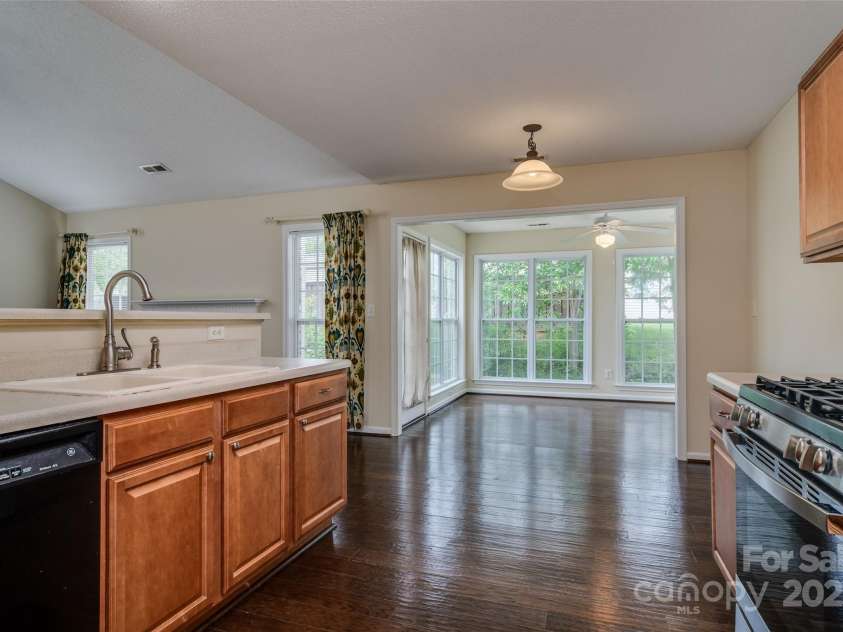 395 Running Briar Road, Fletcher, NC 28732.  MLS# CAR4272017, YatesRealty ID 22868. 