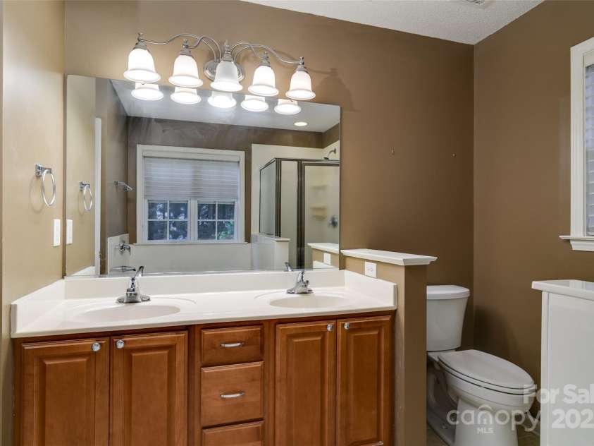 395 Running Briar Road, Fletcher, NC 28732.  MLS# CAR4272017, YatesRealty ID 22868. 