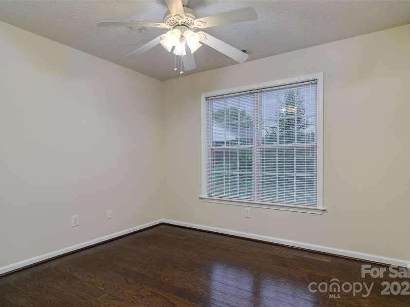 395 Running Briar Road, Fletcher, NC 28732.  MLS# CAR4272017, YatesRealty ID 22868. 