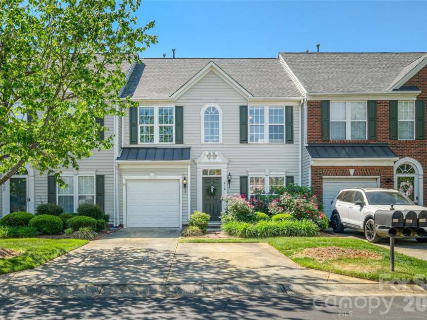 418 Nicklaus Lane, Fort Mill, SC 29715.  MLS# CAR4377467, YatesRealty ID 22868. 