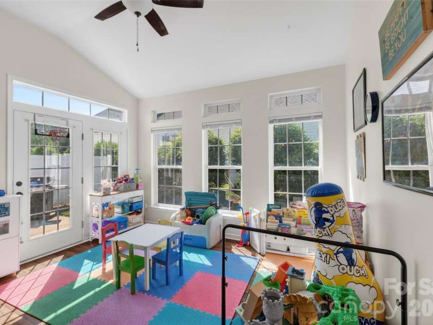 418 Nicklaus Lane, Fort Mill, SC 29715.  MLS# CAR4377467, YatesRealty ID 22868. 