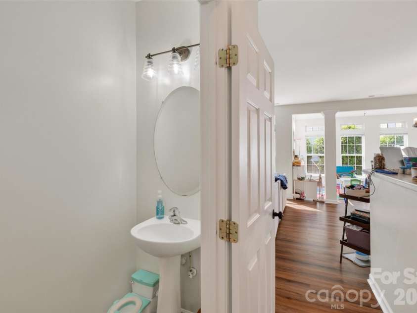 418 Nicklaus Lane, Fort Mill, SC 29715.  MLS# CAR4377467, YatesRealty ID 22868. 
