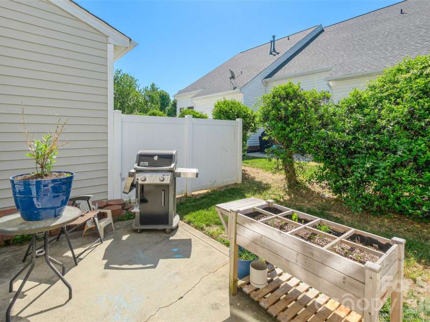 418 Nicklaus Lane, Fort Mill, SC 29715.  MLS# CAR4377467, YatesRealty ID 22868. 