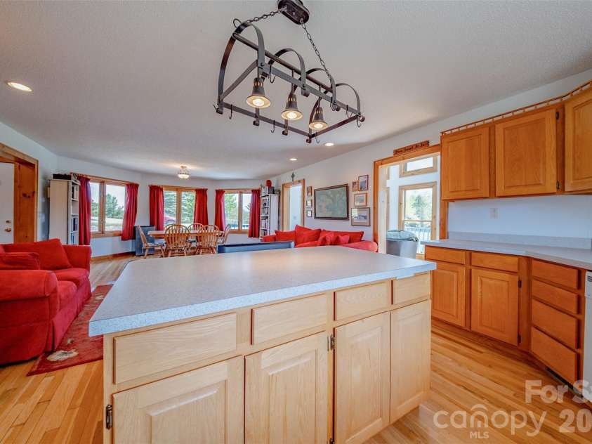 216 Deer Track Lane, Sparta, NC 28675.  MLS# CAR4375464, YatesRealty ID 22869. 