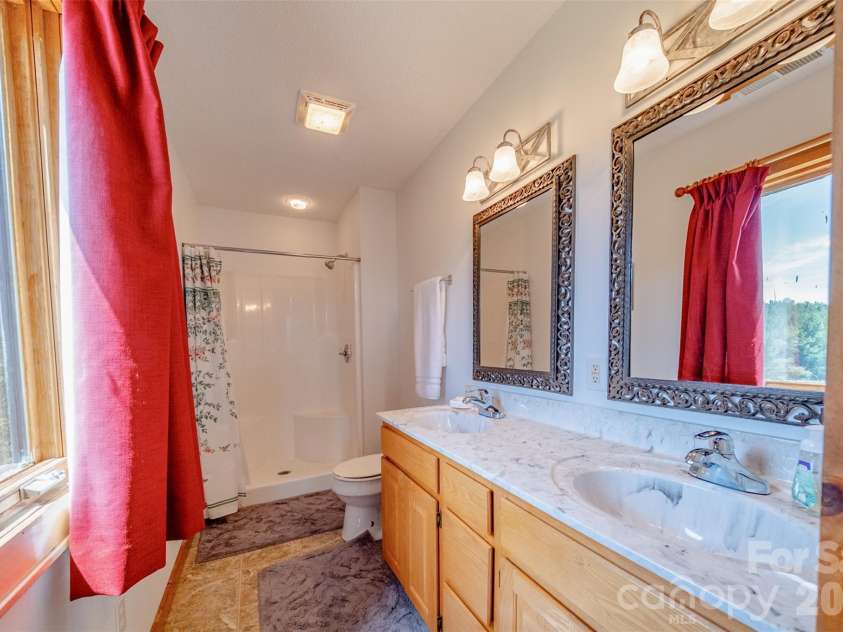 216 Deer Track Lane, Sparta, NC 28675.  MLS# CAR4375464, YatesRealty ID 22869. 