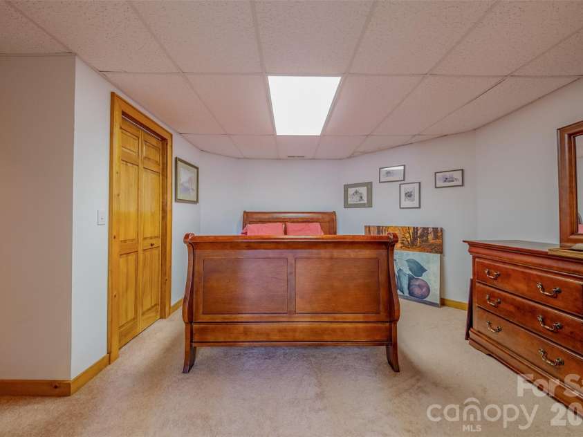 216 Deer Track Lane, Sparta, NC 28675.  MLS# CAR4375464, YatesRealty ID 22869. 