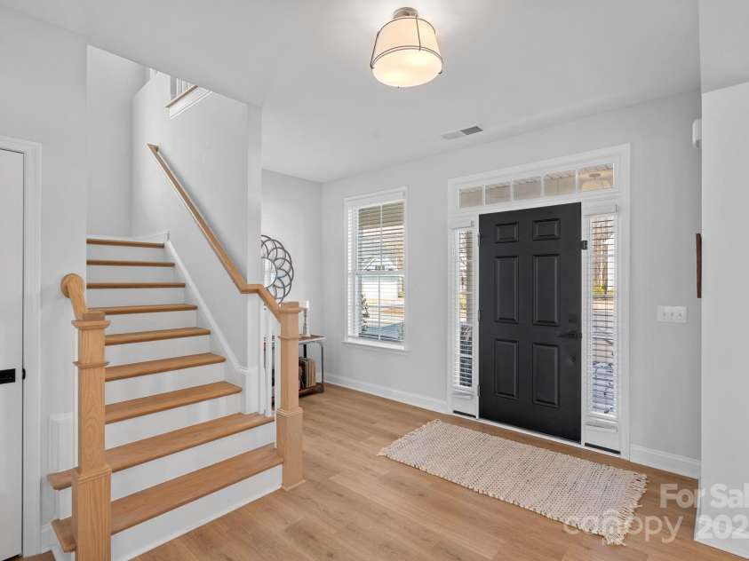 2253 Masons Bend Drive, Fort Mill, SC 29708.  MLS# CAR4332327, YatesRealty ID 2287. 