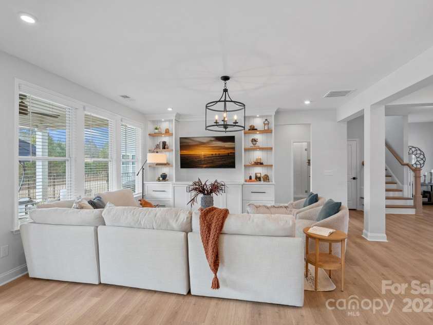 2253 Masons Bend Drive, Fort Mill, SC 29708.  MLS# CAR4332327, YatesRealty ID 2287. 