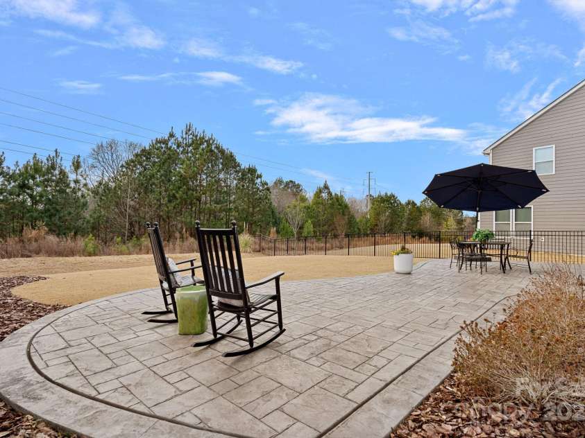 2253 Masons Bend Drive, Fort Mill, SC 29708.  MLS# CAR4332327, YatesRealty ID 2287. 