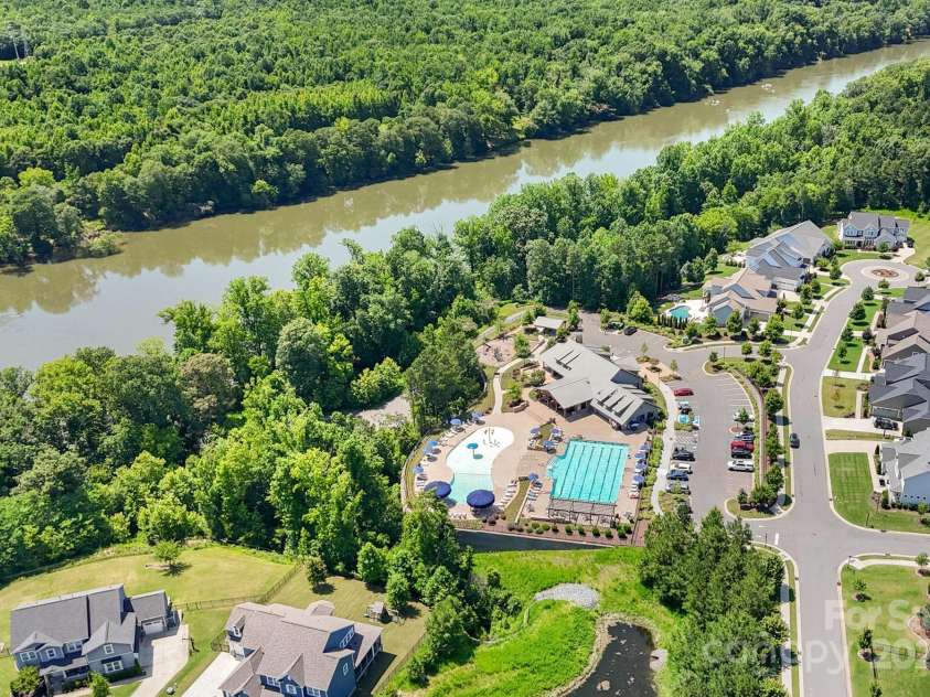 2253 Masons Bend Drive, Fort Mill, SC 29708.  MLS# CAR4332327, YatesRealty ID 2287. 