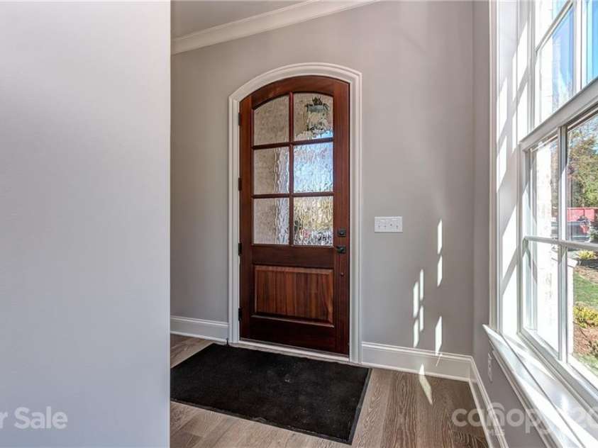 317 Audrey Place, Charlotte, NC 28226.  MLS# CAR3741740, YatesRealty ID 2287. 