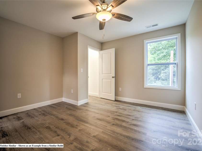 396 Deaverview Road, Asheville, NC 28806.  MLS# CAR4270512, YatesRealty ID 2287. 