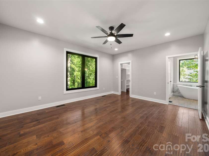 61 Bamboo Trail, Candler, NC 28715.  MLS# CAR4394352, YatesRealty ID 22870. 