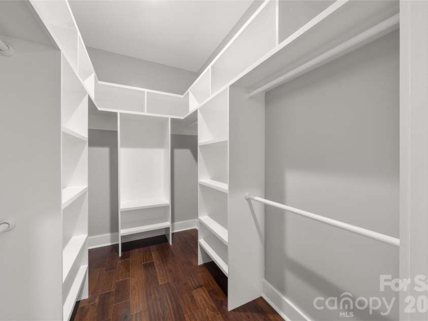 61 Bamboo Trail, Candler, NC 28715.  MLS# CAR4394352, YatesRealty ID 22870. 