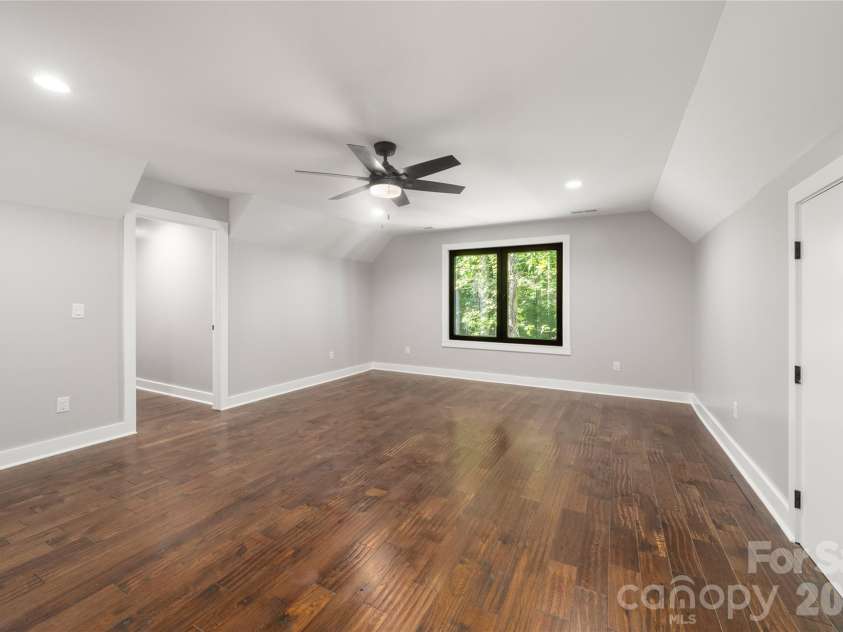 61 Bamboo Trail, Candler, NC 28715.  MLS# CAR4394352, YatesRealty ID 22870. 