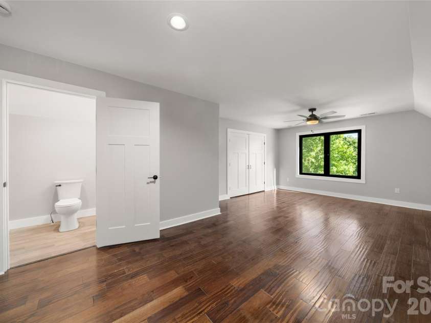 61 Bamboo Trail, Candler, NC 28715.  MLS# CAR4394352, YatesRealty ID 22870. 