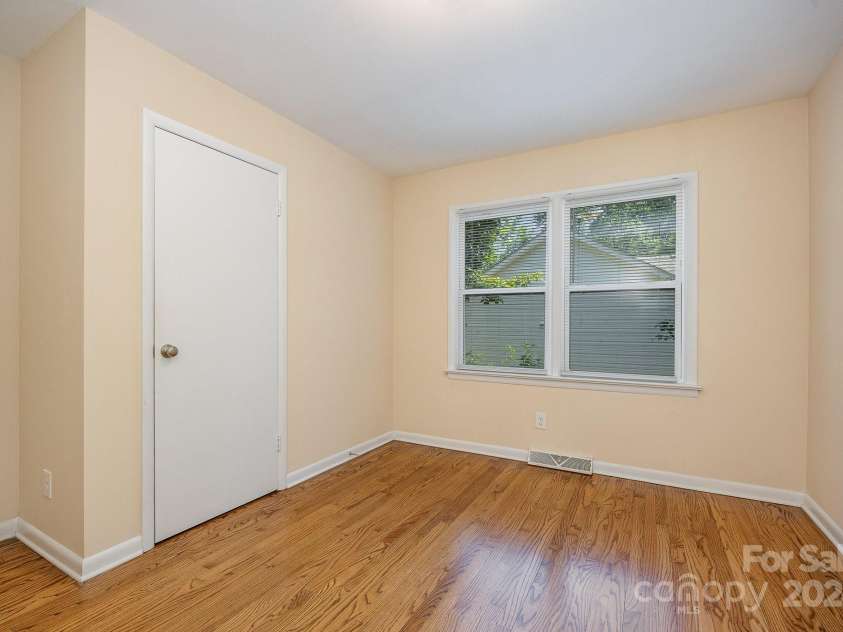 805 Rowan Avenue Extension, Spencer, NC 28159.  MLS# CAR4150960, YatesRealty ID 22870. 